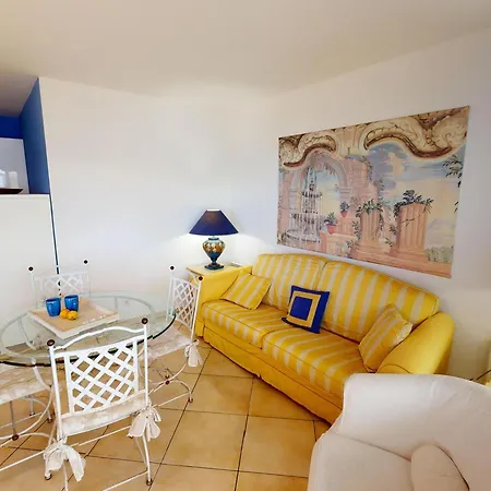Superbe 2p Centre Avec Terrasse, Clim, Wi-fi - Fr-1-196-152 *